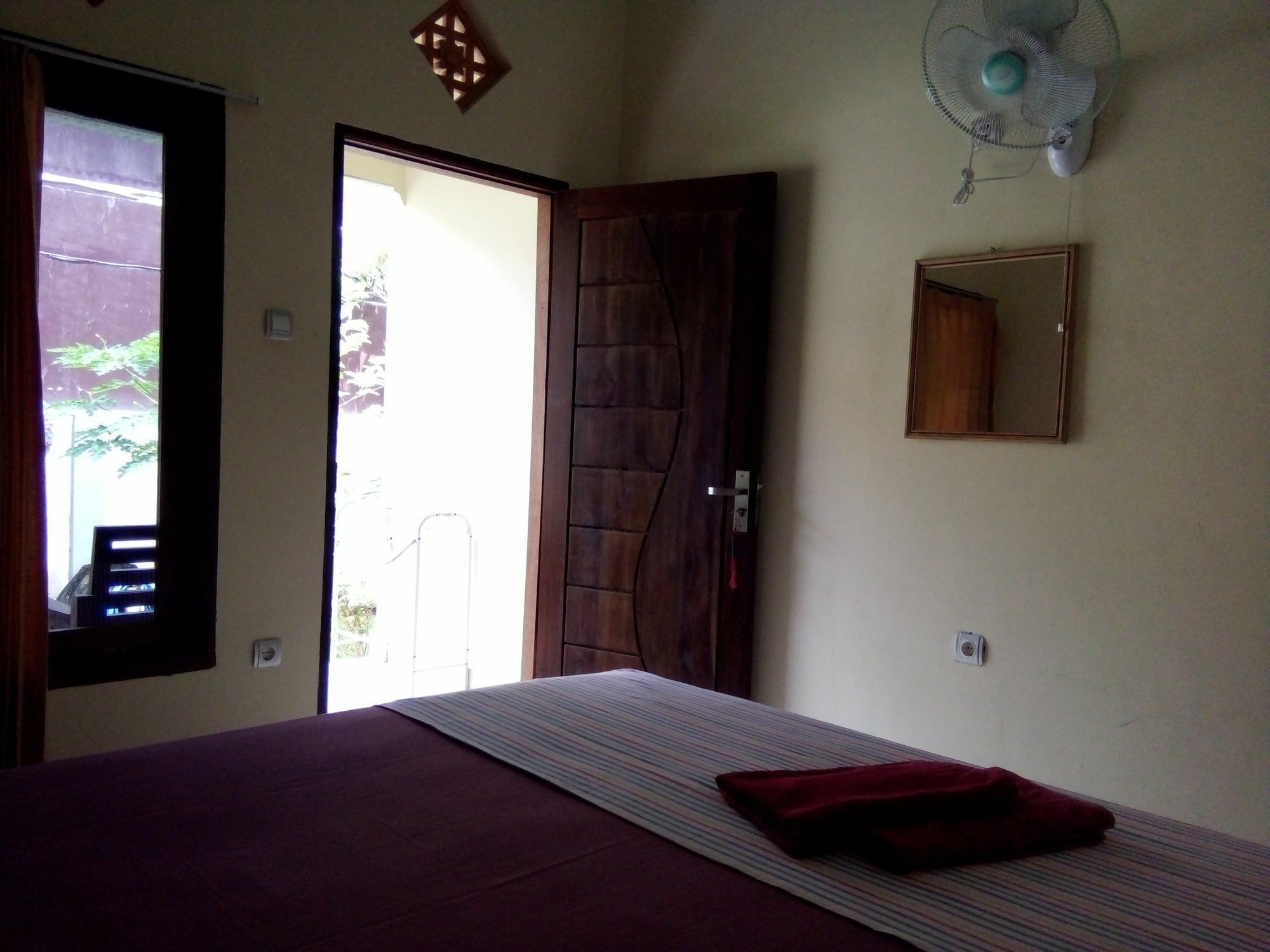 Mangsit Family Garden Homestay מראה חיצוני תמונה